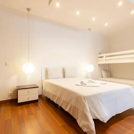 Spaceful In Albufeira